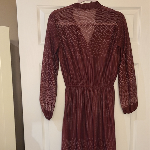 3/$50 - Vintage Burgundy Dress - NuMode - Size M/L - Picture 6 of 6